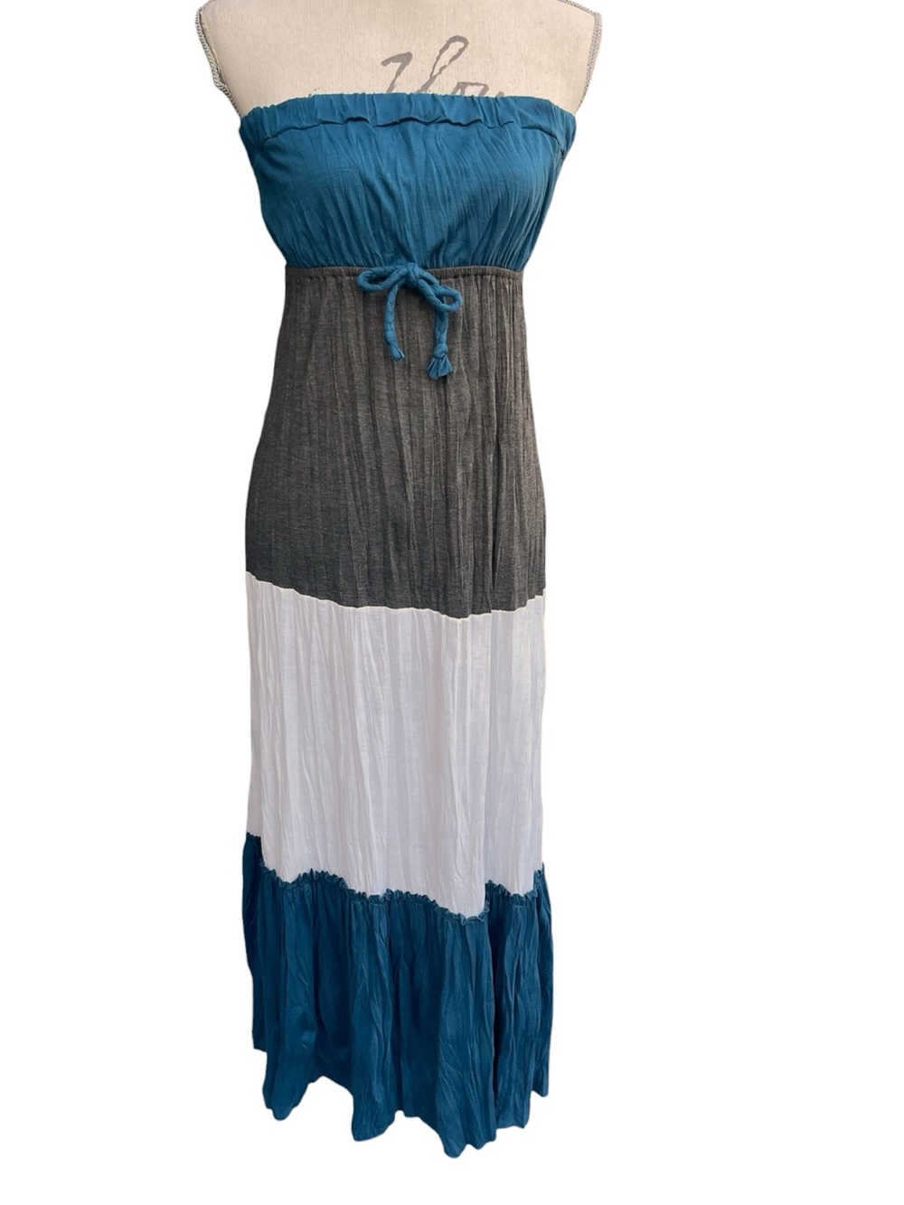 Teal/Charcoal/White Colorblock Strapless Tiered Crinkle Maxi Dress (S)